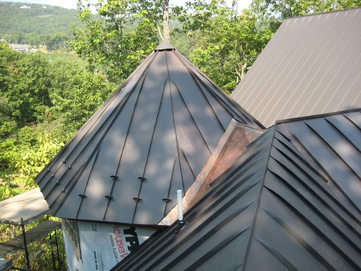 Professional Roof Tarp Installation by Craftsman Roofing in Northwood Point
